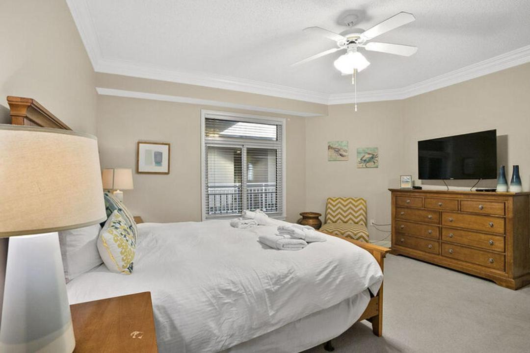Photo of Bedroom in North Forest Beach