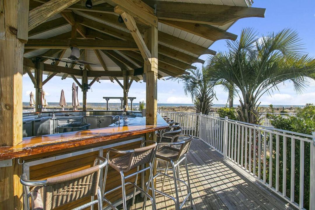 Photo of Patio Balcony in North Forest Beach