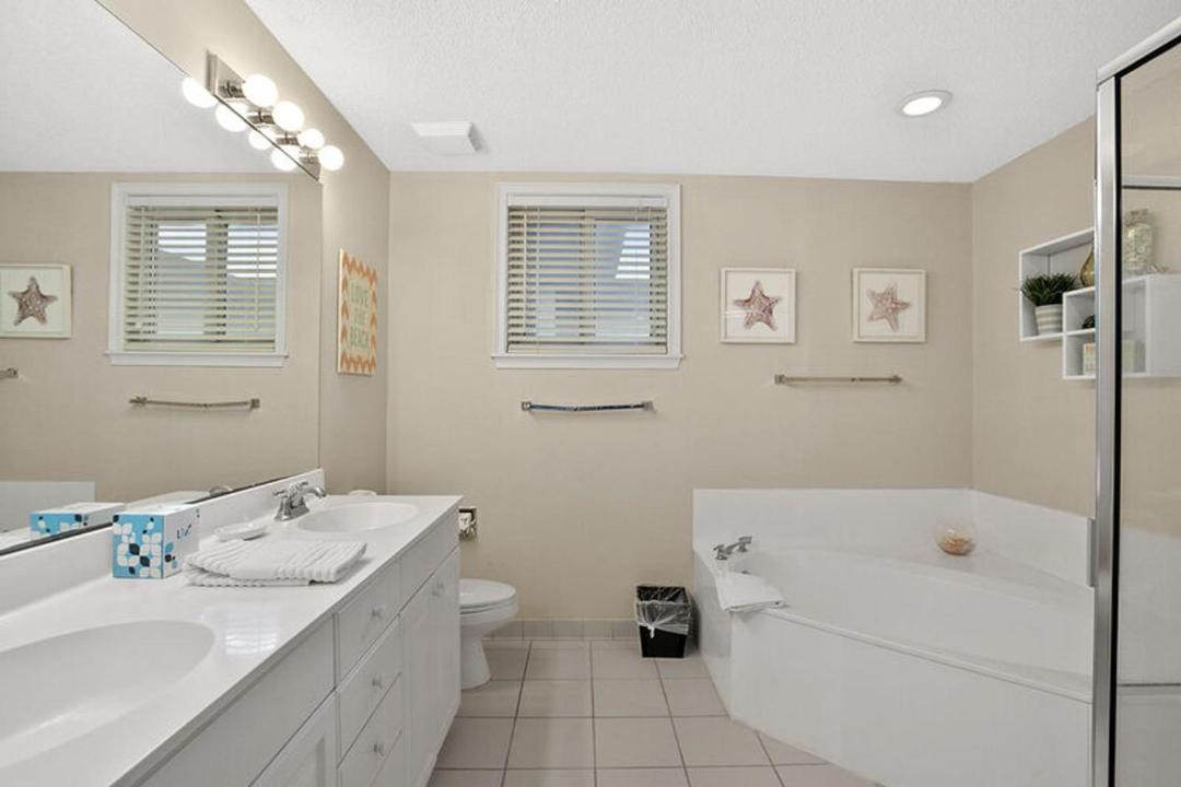 Photo of Bathroom in North Forest Beach
