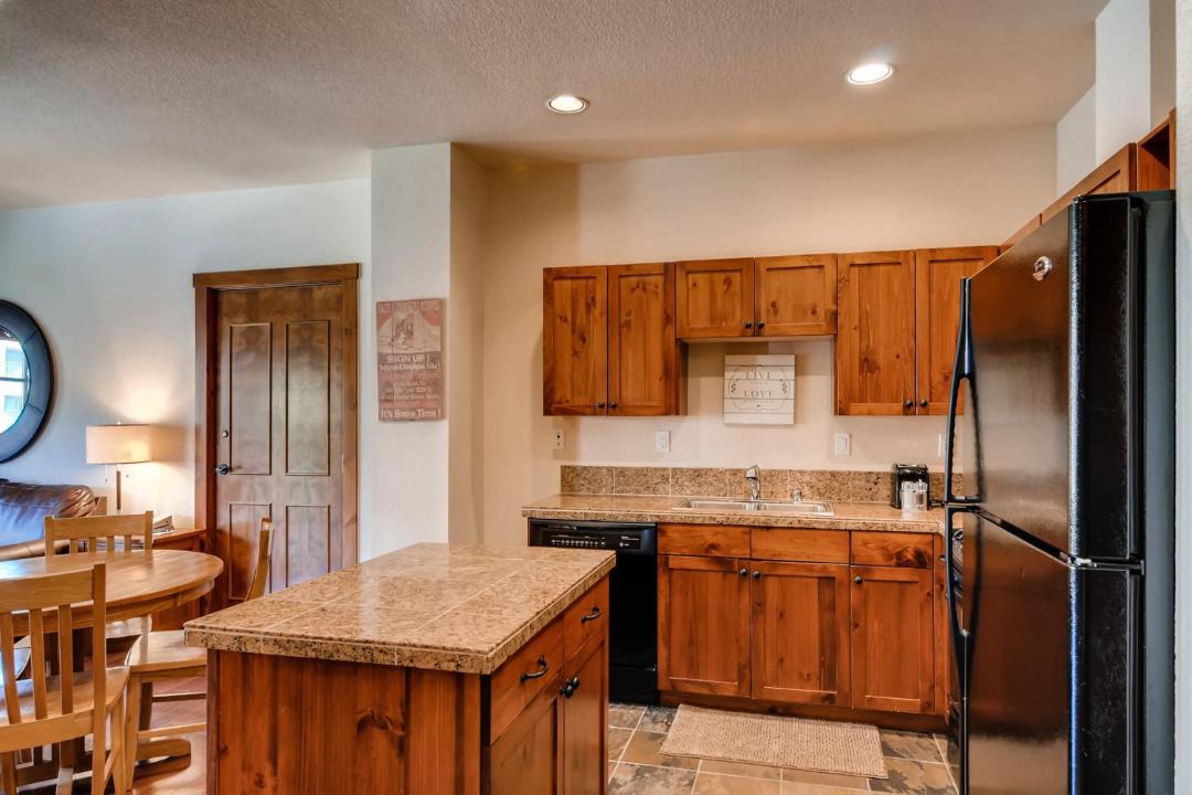 Photo of Kitchen in Peak 9