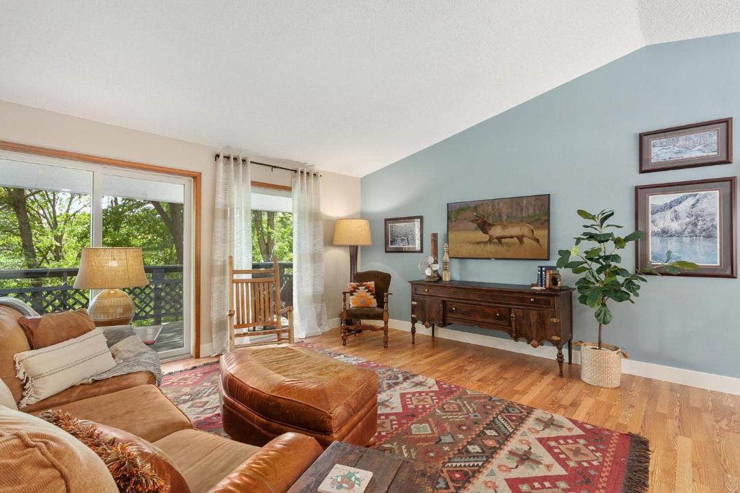 Photo of Livingroom in Rogers