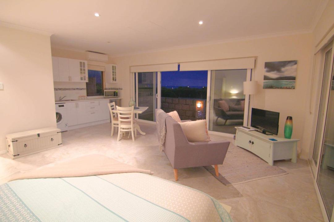 Photo of Bedroom in Ocean Reef