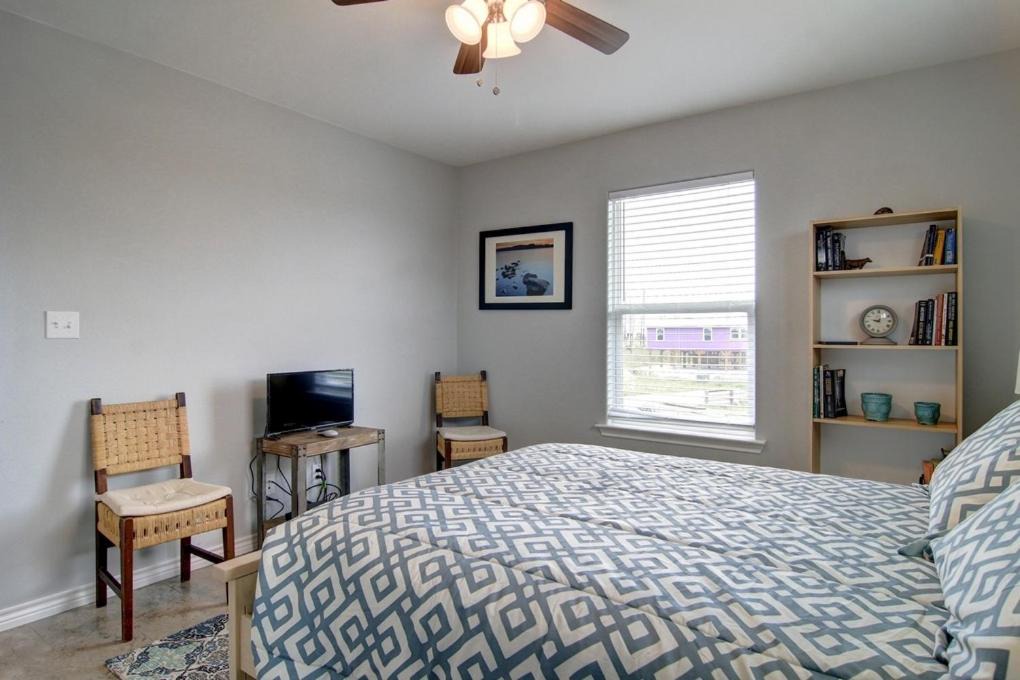 Photo of Bedroom in Port Aransas