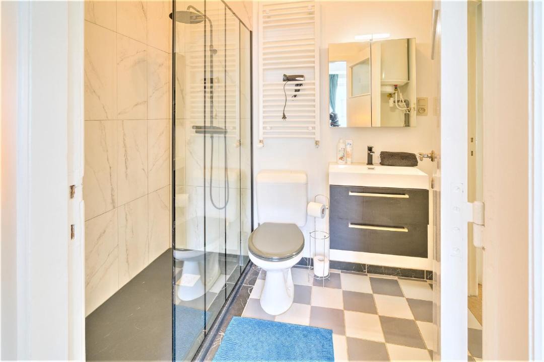 Photo of Bathroom in University District