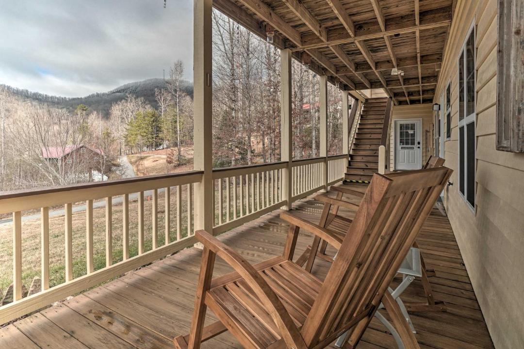 Photo of Others in Hiawassee
