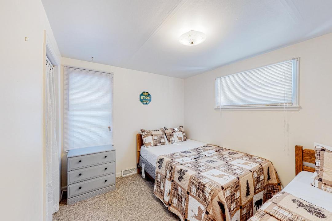 Photo of Bedroom in Eagle River