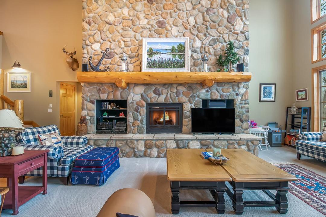 Photo of Livingroom in Birchwood Farms