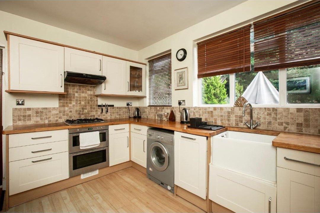 Photo of Kitchen in Ealing Broadway