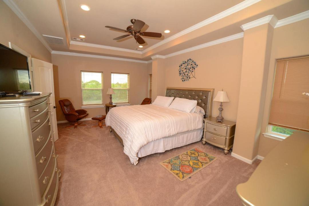 Photo of Bedroom in El Lago