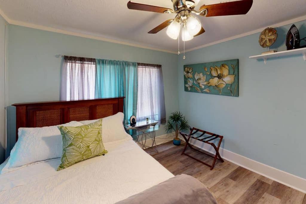 Photo of Bedroom in Baytown