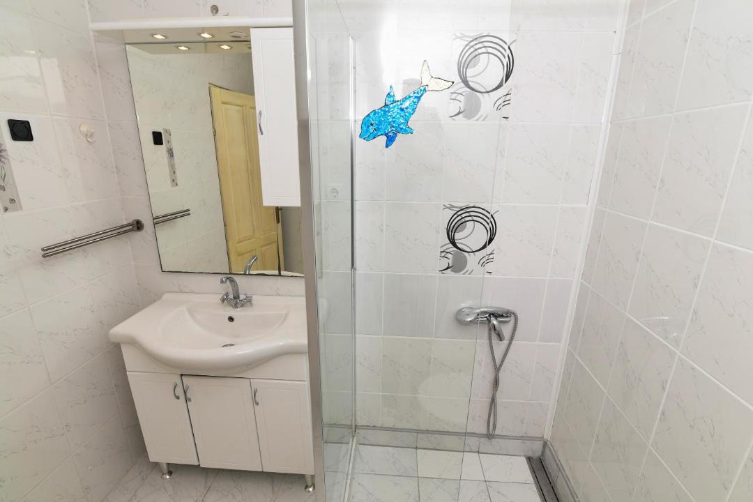 Photo of Bathroom in Nin