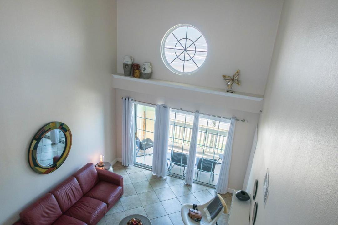 Photo of Livingroom in Galveston