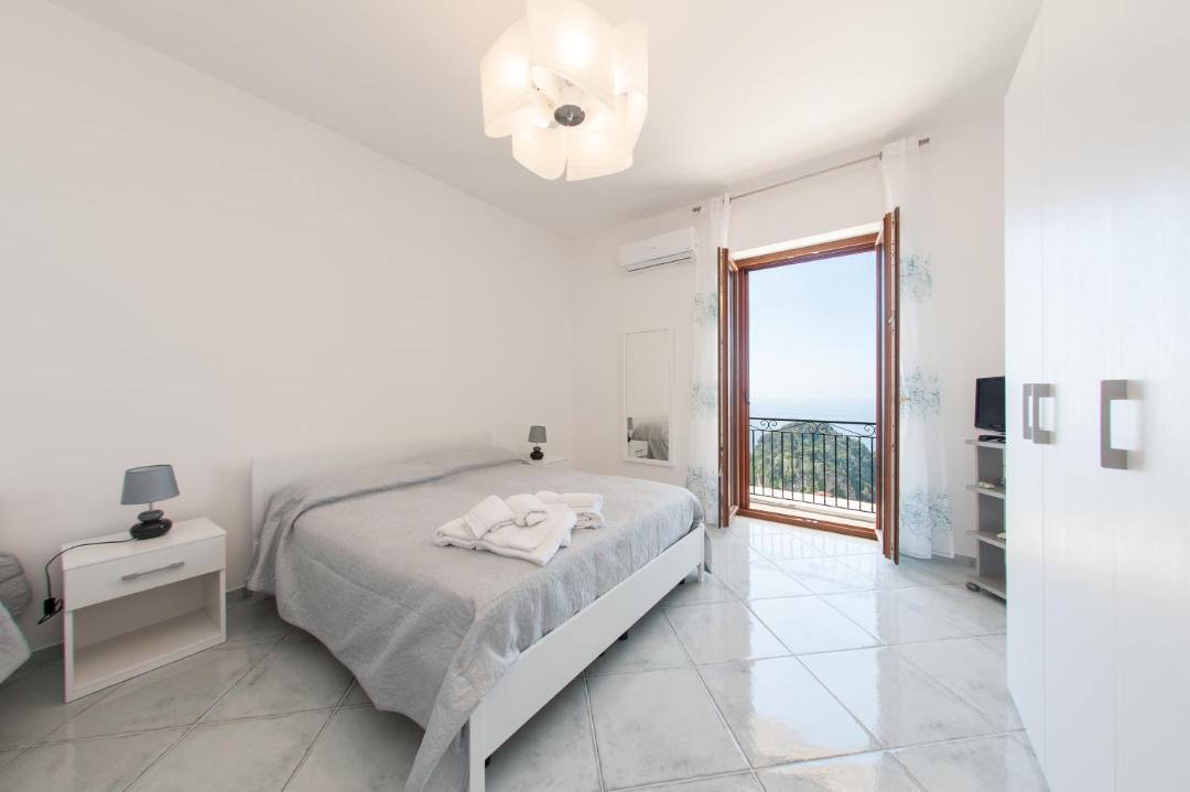 Photo of Bedroom in Pontone