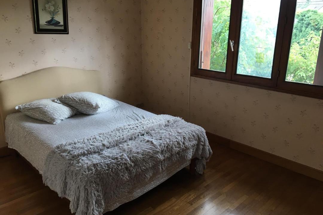 Photo of Bedroom in Sainte-Genevieve-des-Bois