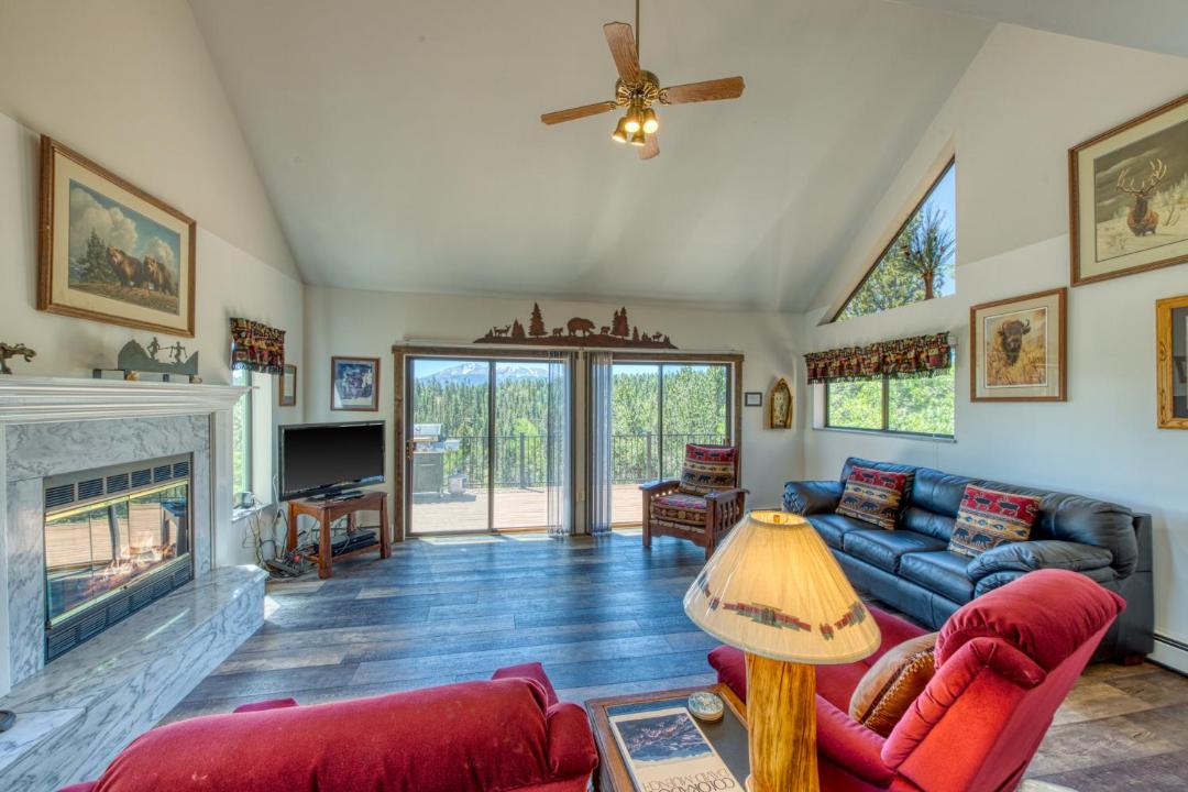 Photo of Livingroom in Spring Valley