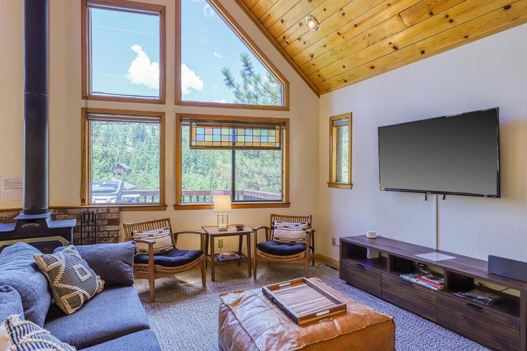 Photo of Livingroom in Truckee