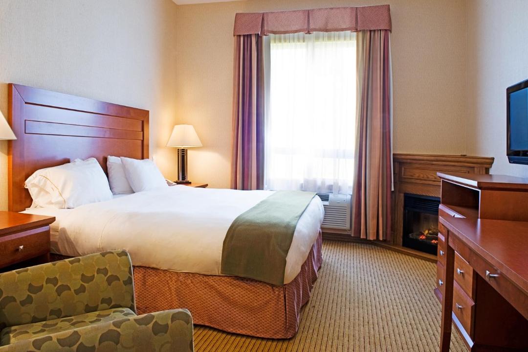 Photo of Bedroom in Grande Prairie