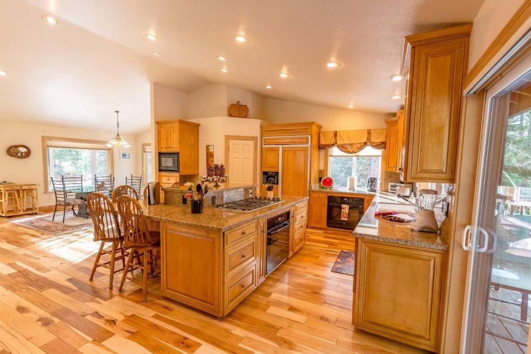 Photo of Kitchen in Round Hill Village