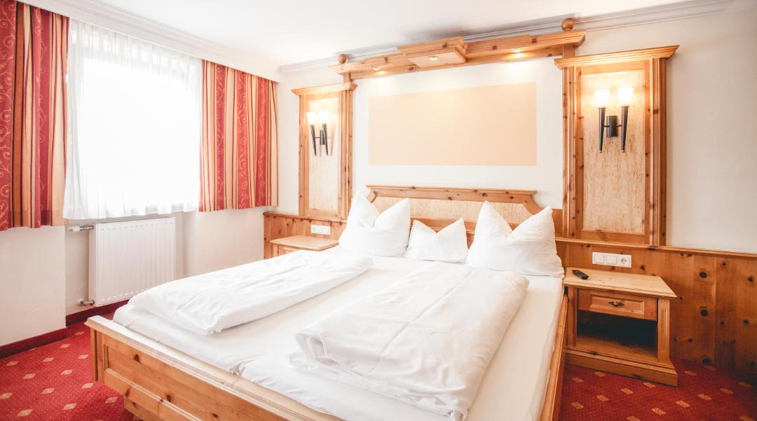Photo of Bedroom in Weer
