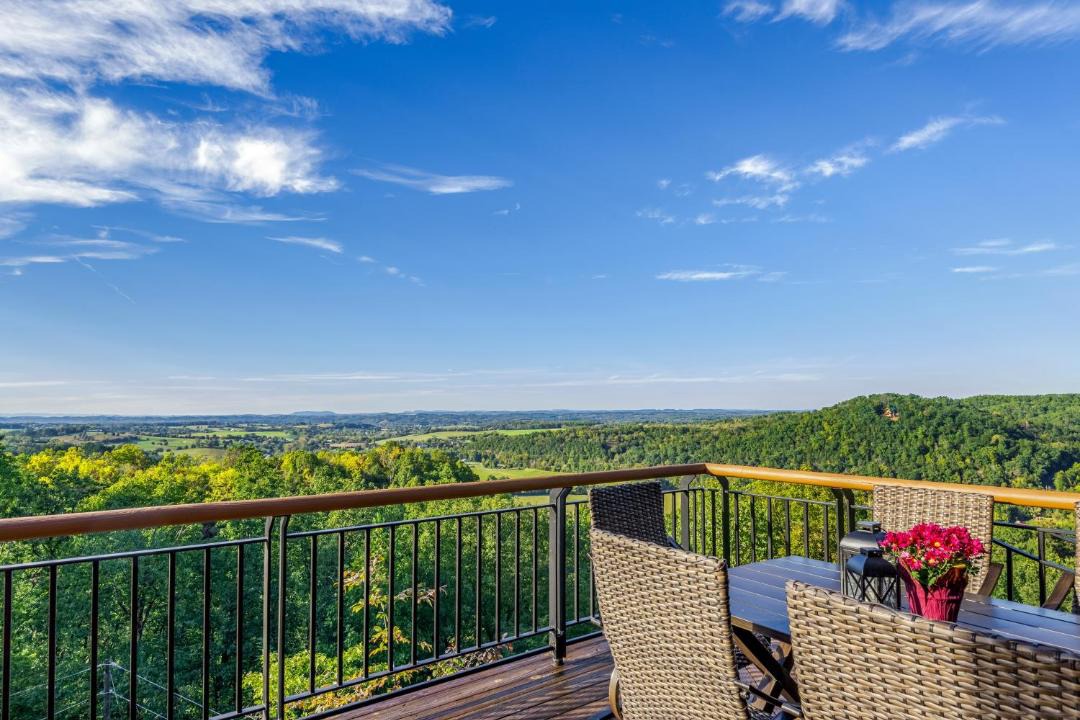 Photo of Patio Balcony in Sevierville