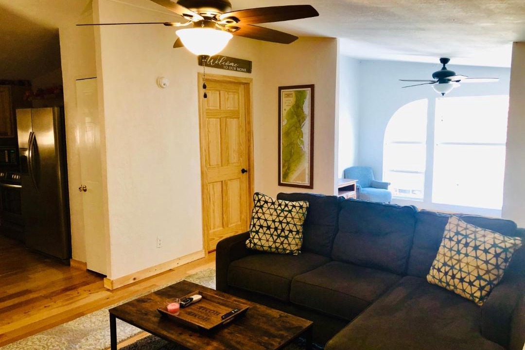 Photo of Livingroom in Bryson City