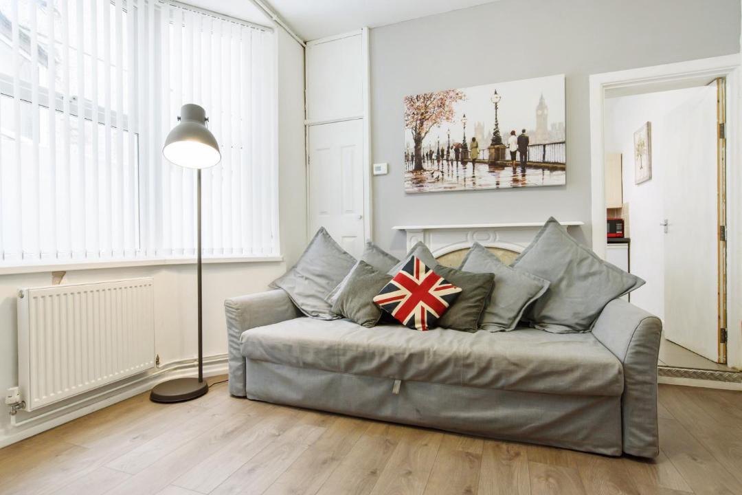 Photo of Livingroom in Newport
