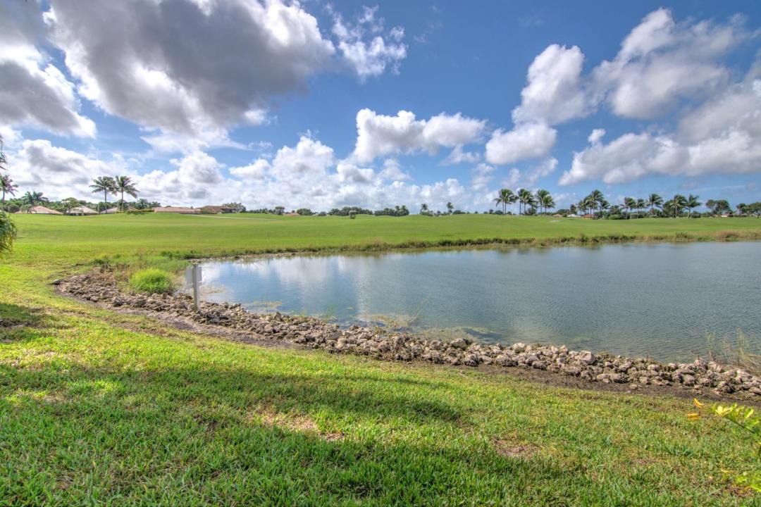 Photo of Outdoor in Naples