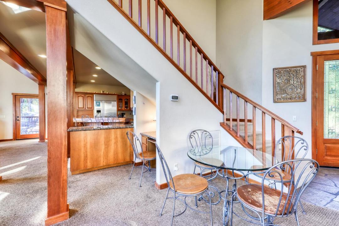 Photo of Livingroom in Granite Ridge