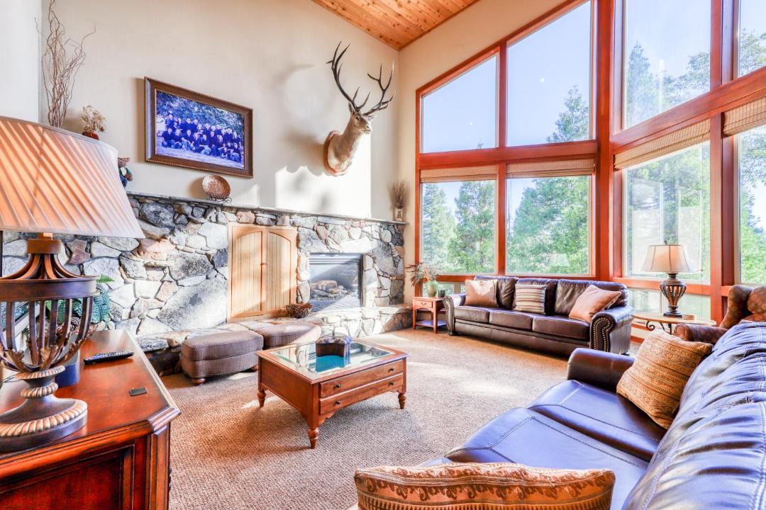 Photo of Livingroom in Granite Ridge