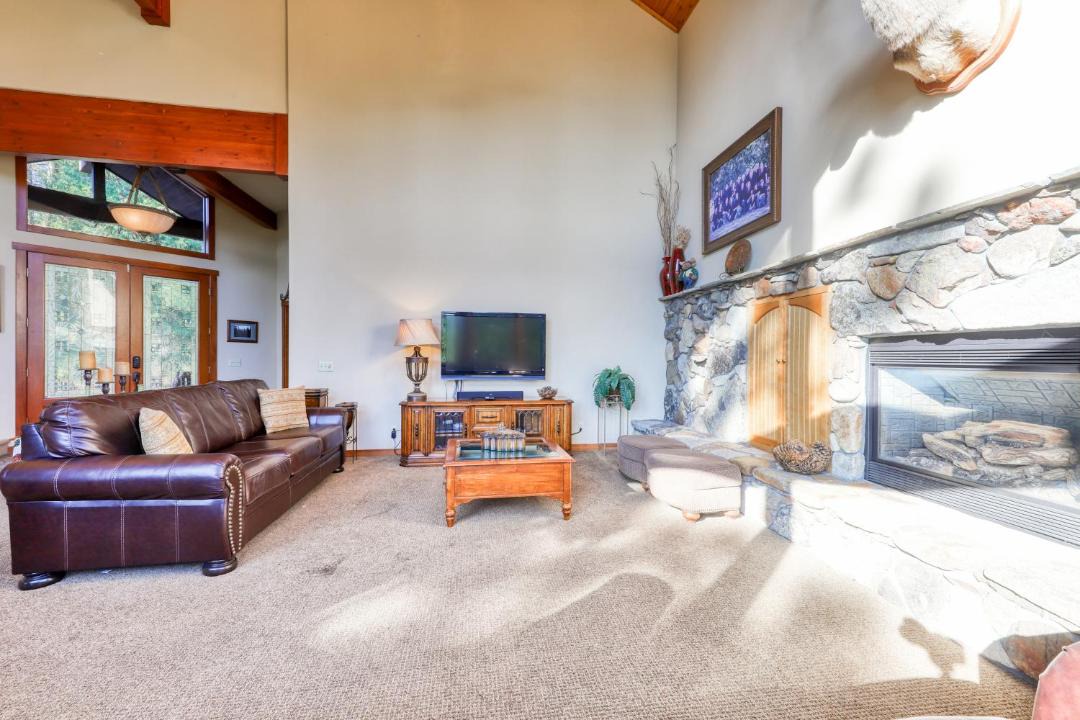 Photo of Livingroom in Granite Ridge