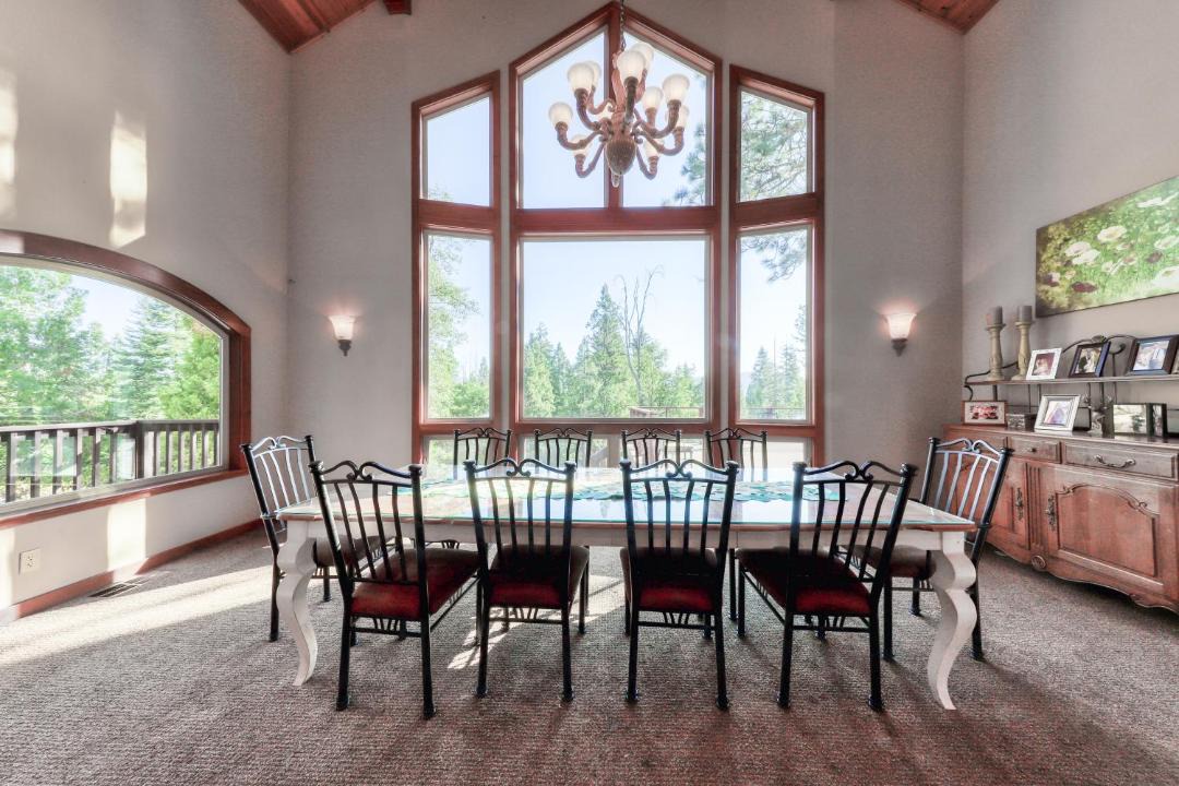 Photo of Livingroom in Granite Ridge