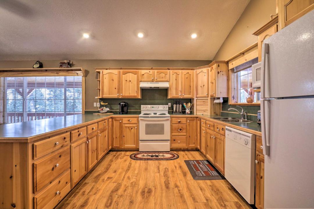Photo of Kitchen in Meadow View Heights