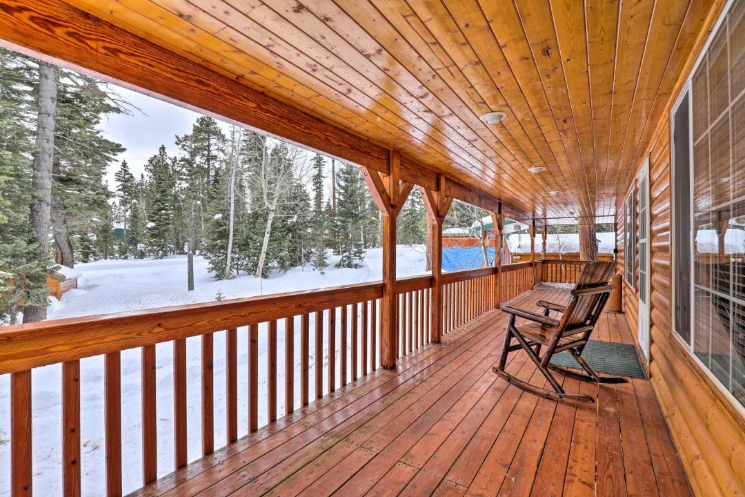 Photo of Patio Balcony in Meadow View Heights