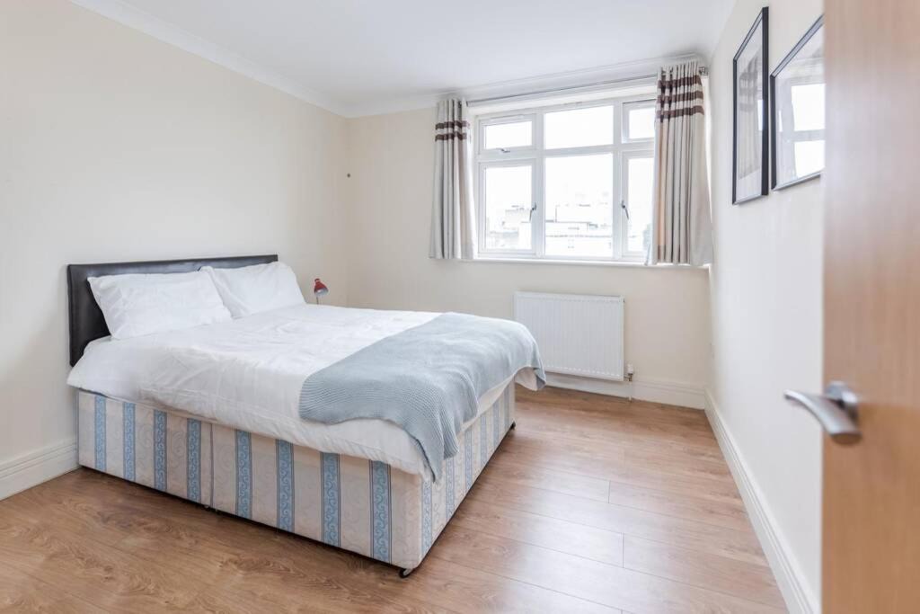 Photo of Bedroom in Whitechapel
