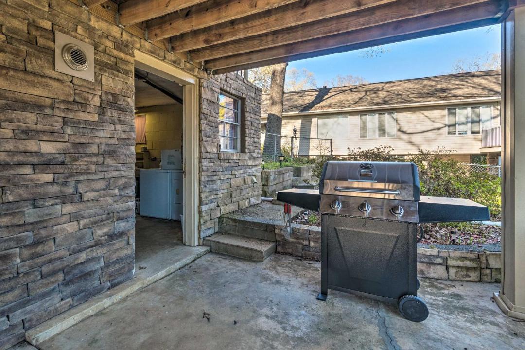 Photo of Patio Balcony in Piney