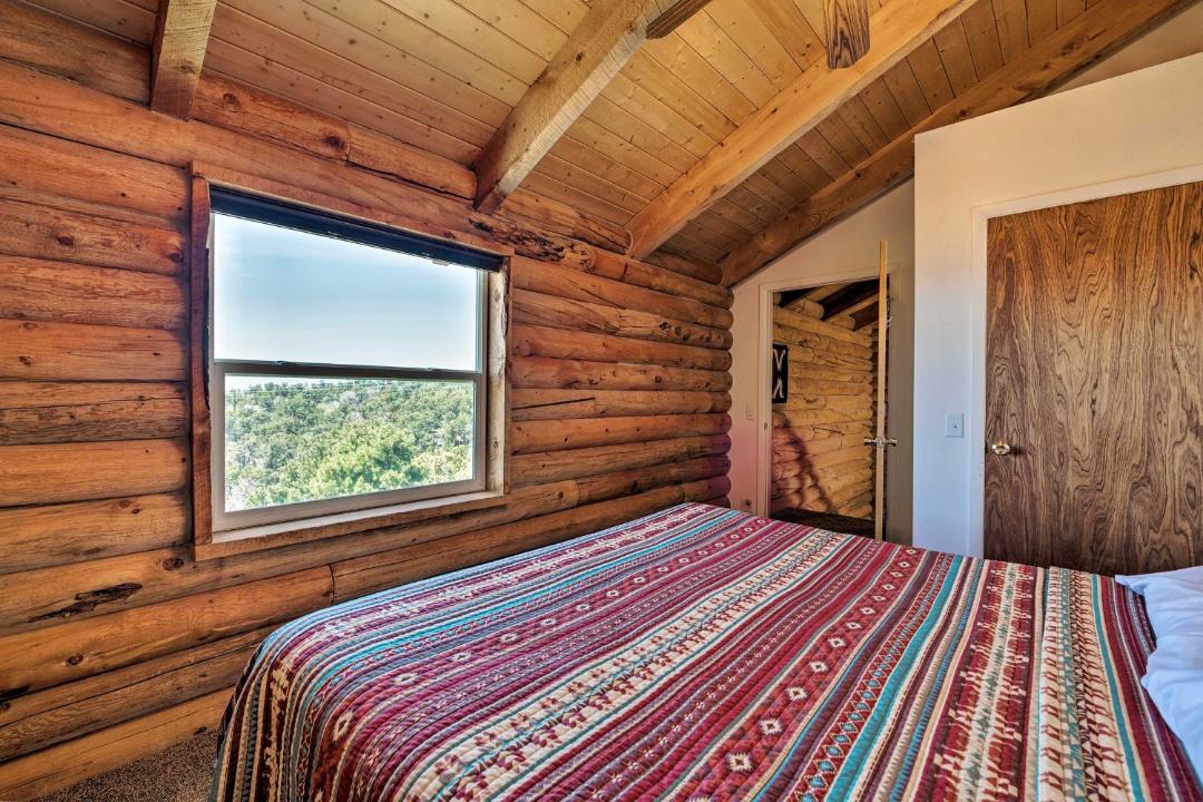 Photo of Bedroom in Spanish Valley