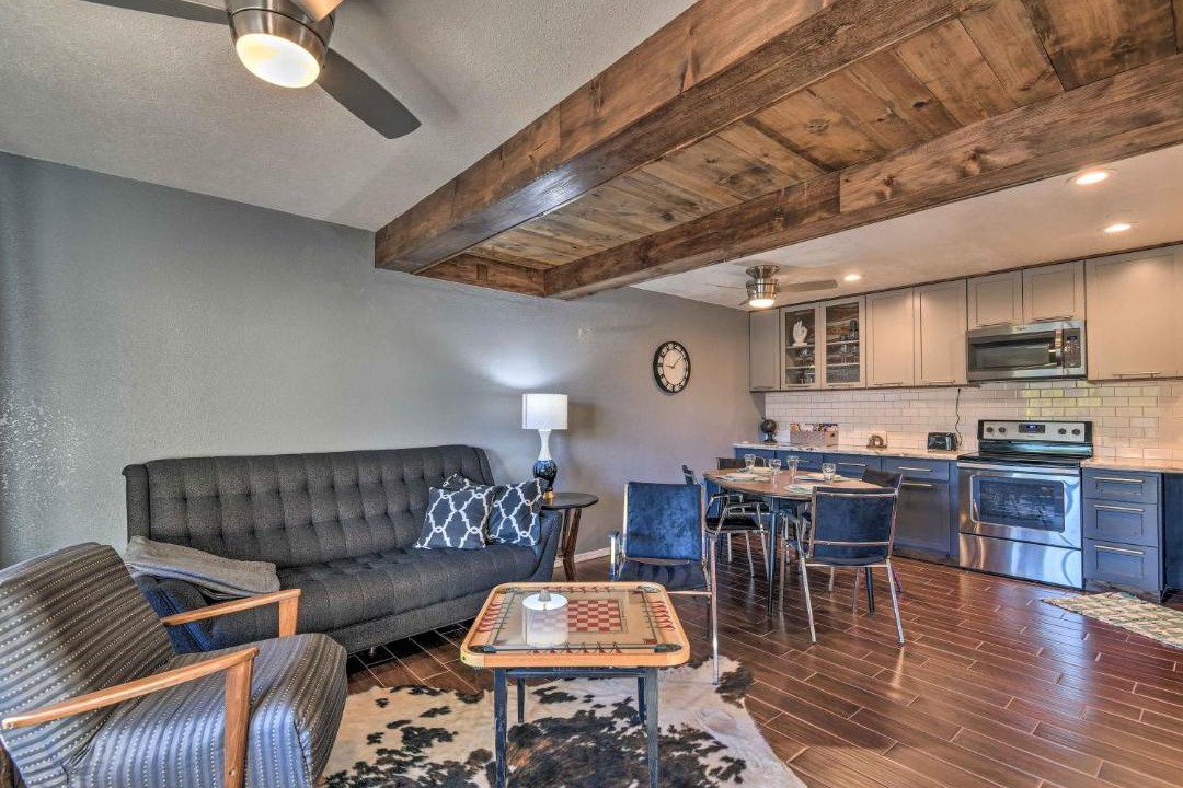 Photo of Livingroom in Apache Junction