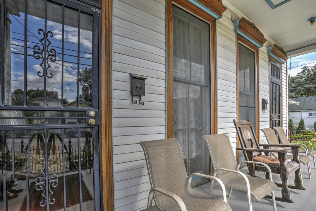 Photo of Patio Balcony in Black Pearl