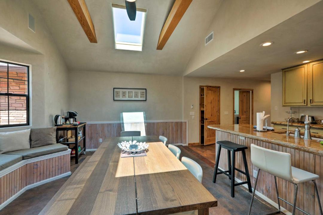 Photo of Livingroom in Sedona