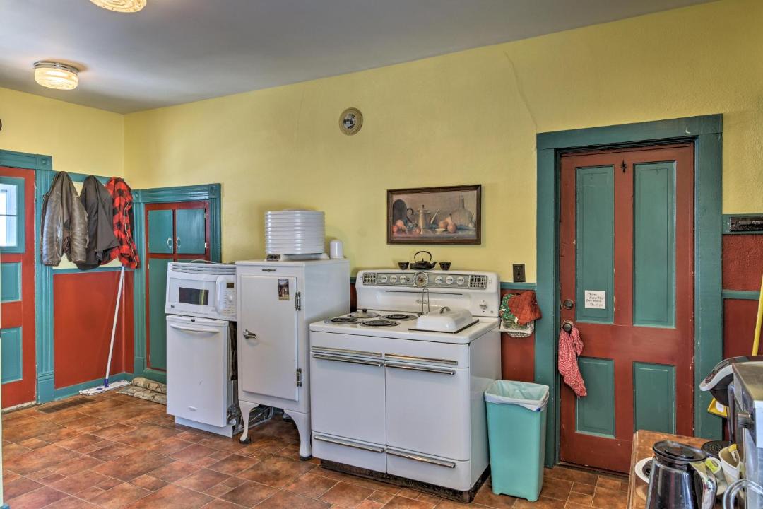 Photo of Kitchen in Backus