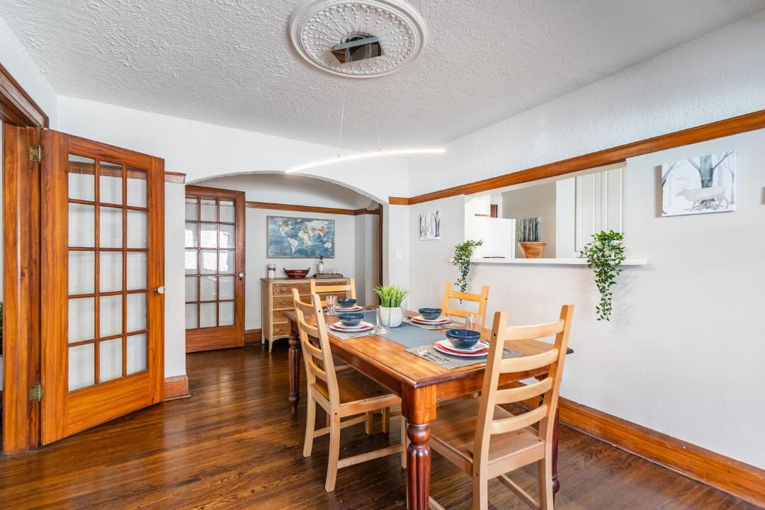 Photo of Livingroom in Chaplin Estates