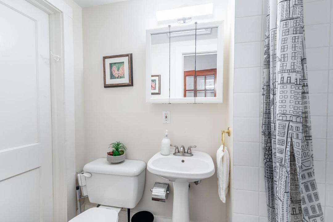 Photo of Bathroom in Chaplin Estates