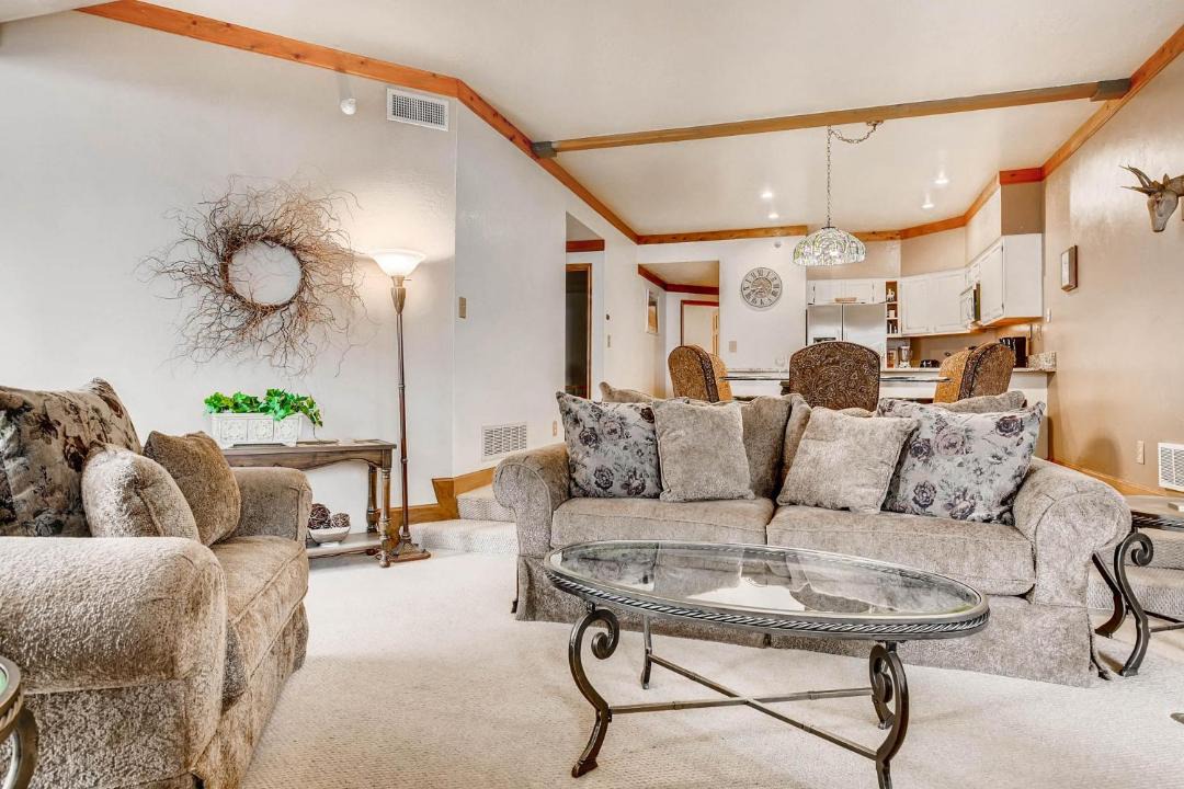 Photo of Livingroom in Deer Valley