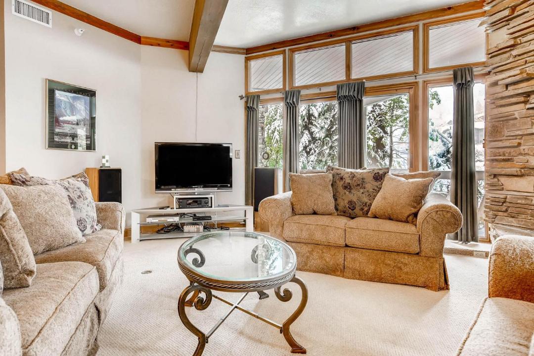 Photo of Livingroom in Deer Valley