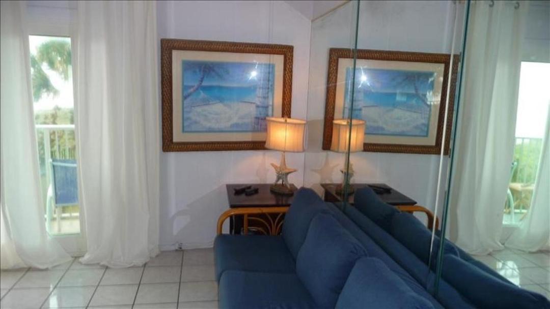 Photo of Livingroom in South Padre Island