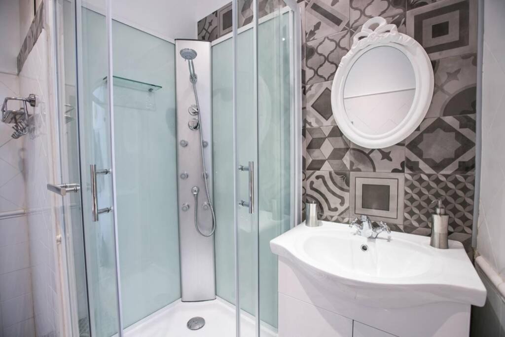 Photo of Bathroom in Mouraria