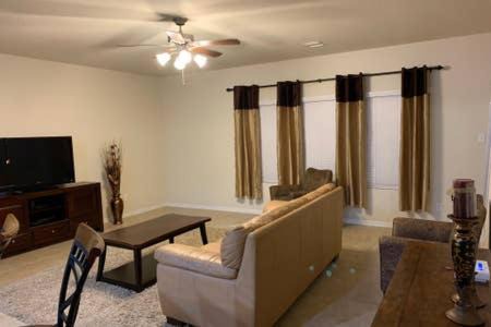 Photo of Livingroom in Barker
