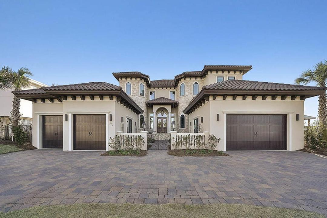 Photo of Buildings in Gulf Pines