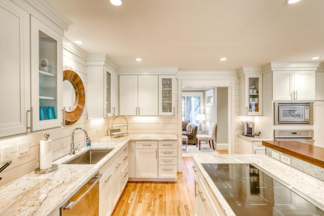 Photo of Kitchen in Vanderhorst Plantation