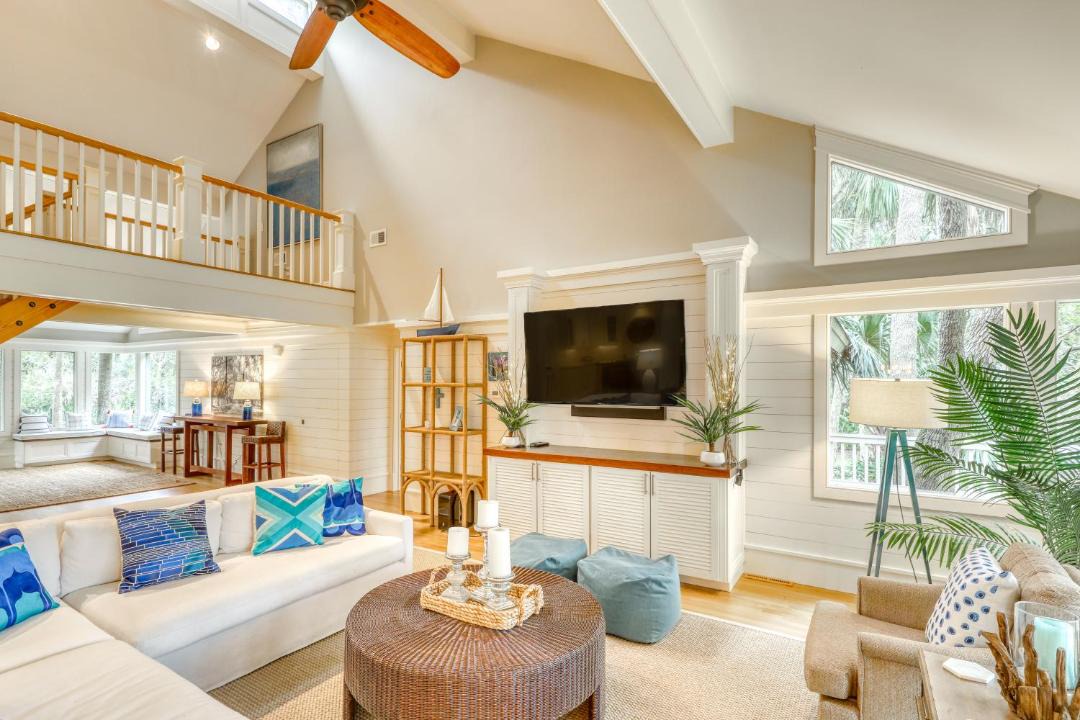 Photo of Livingroom in Vanderhorst Plantation